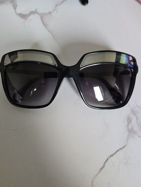 CHANEL Oversized Sunglasses 5378 AUTHENTIC In Excellent Condition